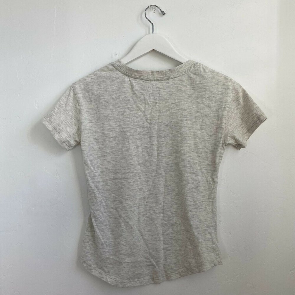 NWOT Rae Dunn Kindness is Free T-Shirt Short Sleeve Heather Grey Womens SZ XS - Picture 4 of 4